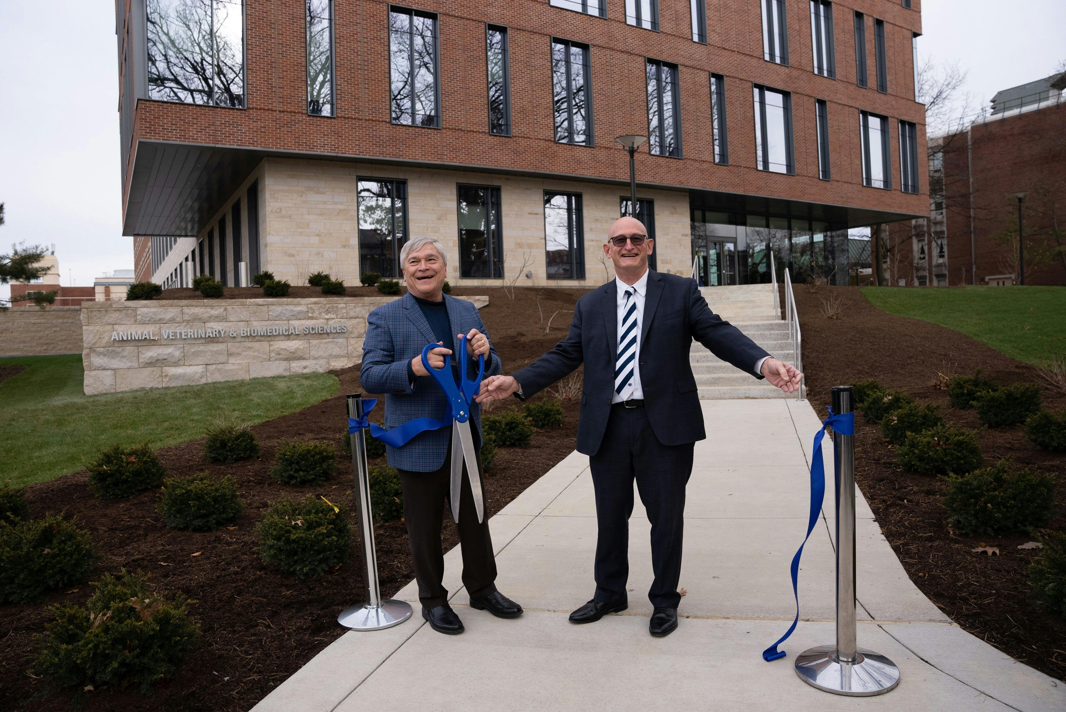 Penn State debuts new Animal, Veterinary and Biomedical Sciences Building